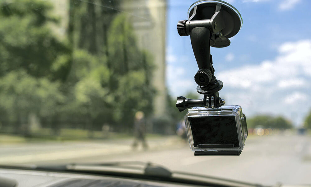 Les caméras embarquées dans les véhicules: quel régime juridique en copropriété ?